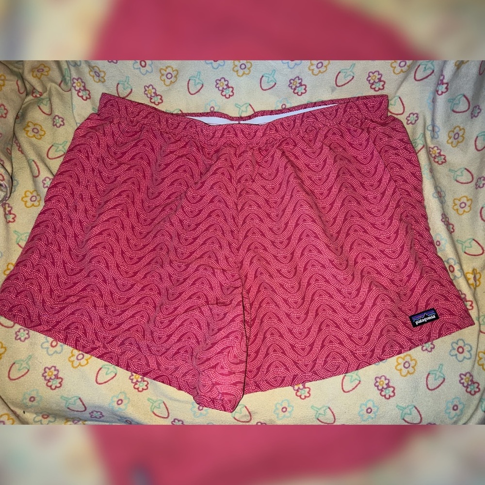 Swirly Worn Wear Patagonia Shorts